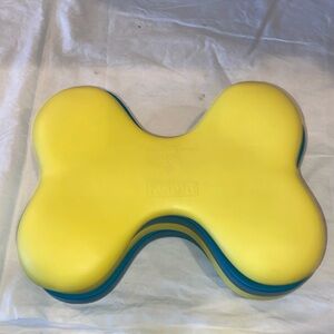 Outward Hound pet treat feeder learning toy